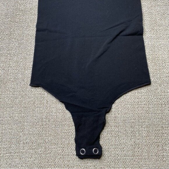 NWT Commando Seamless Mockneck Thong Bodysuit in Black - Picture 4 of 10